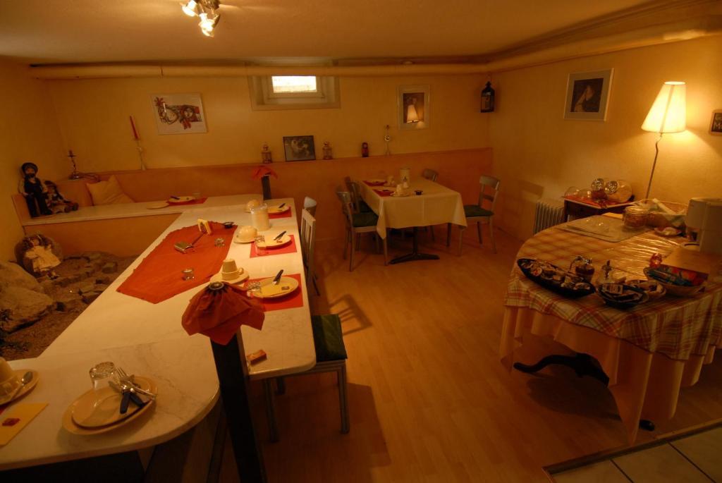 Victor'S Bed & Breakfast Maienfeld Ngoại thất bức ảnh